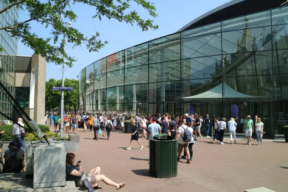 How to skip the line at the Van Gogh Museum